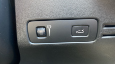 Volvo Xc40 2.0 T4 R DESIGN Pro 5dr Geartronic Petrol Estate